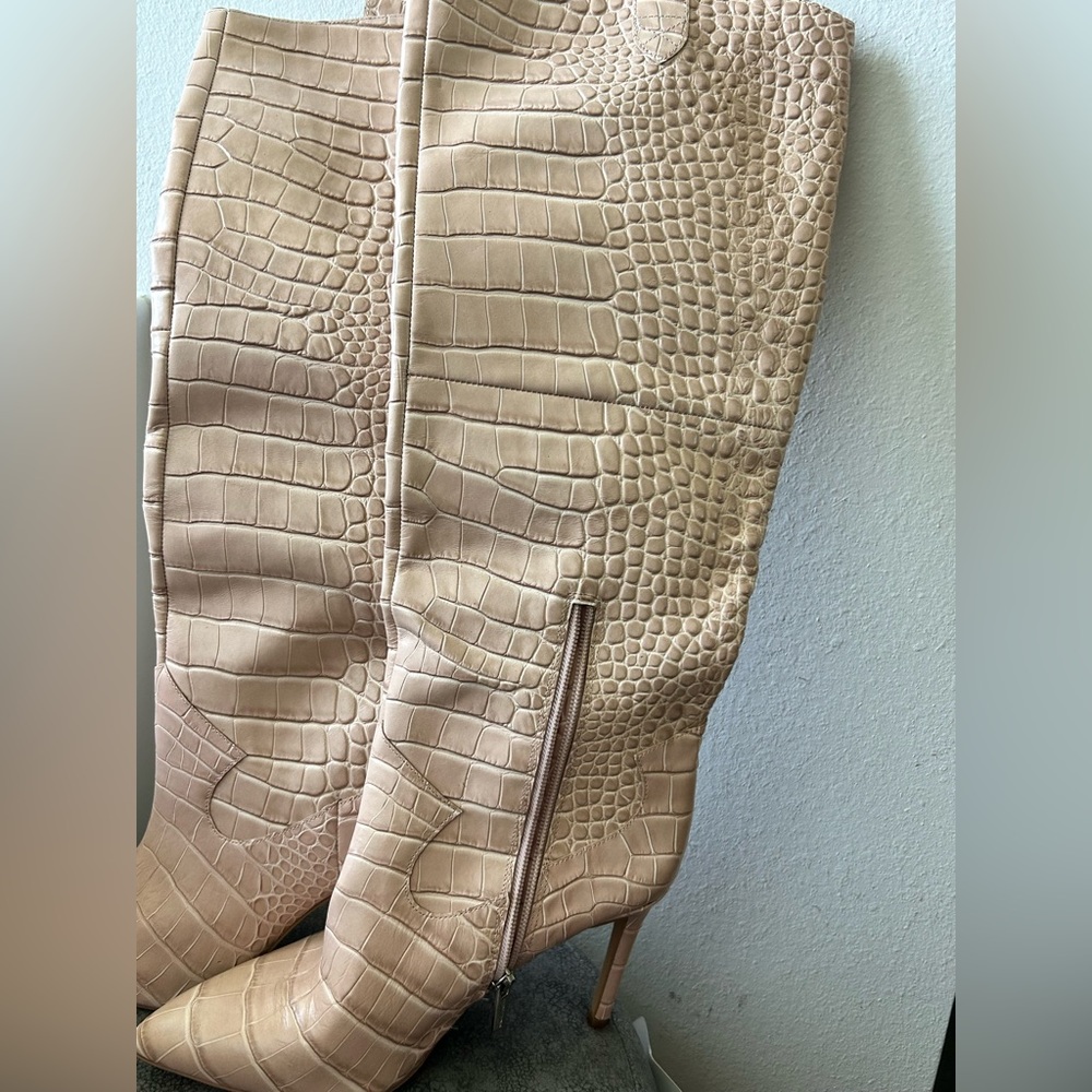 Vince Camuto boots